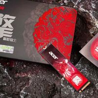 宏碁PCIe 5.0固态真相：低发热稳如宣传，但旗舰款不加散热片直接掉速一半