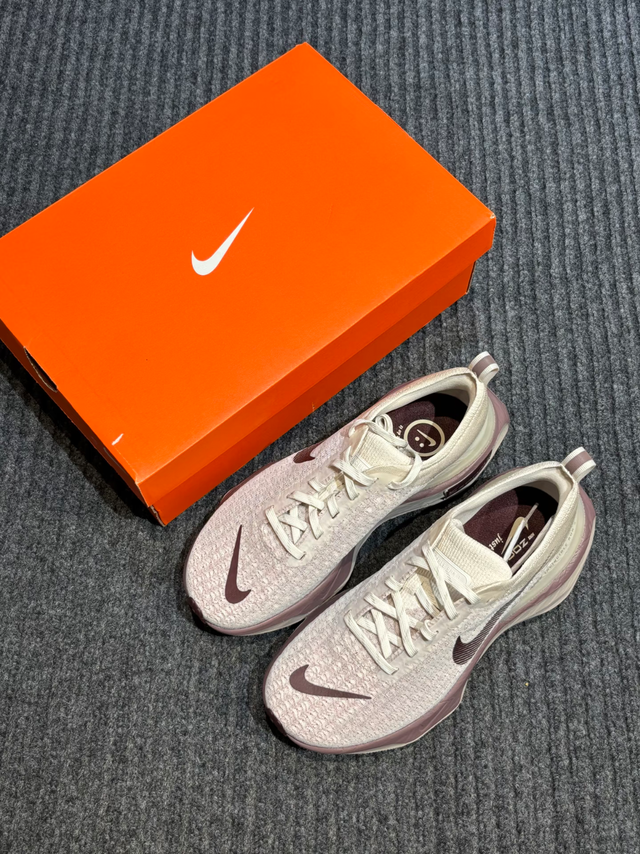 Nike Invincible Run 3：云朵般的跑步体验
