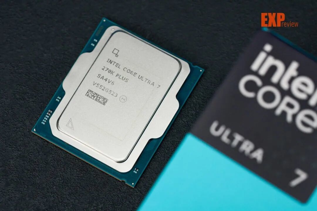 单通道内存下的网游对决：锐龙7 9700X与酷睿Ultra 7 270K Plus谁更值？