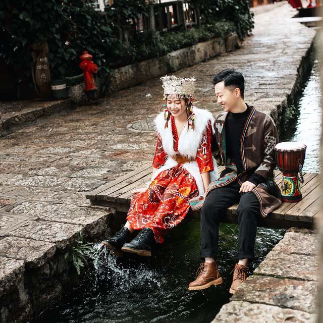 跟拍服务值不值？1500元是分水岭，低于这个价大概率既没情绪价值也没专业交付
