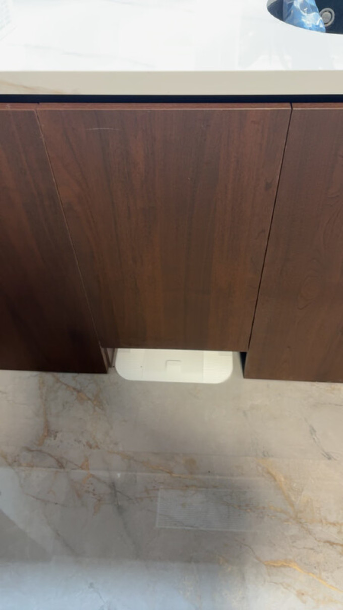 扫地机器人