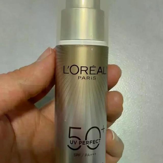 通勤防晒怎么补才不脱妆？