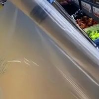警惕!超市的免费塑料袋别乱用,危害可能比你想的大