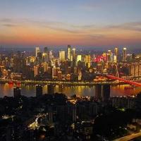 排队90分钟值不值？观景台避坑指南：这3类千万别忍