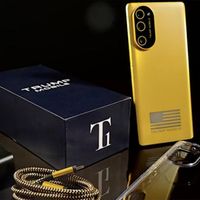 跳票近一年的特朗普T1手机终于发货，疑似HTC换壳