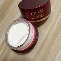 OLAY超红瓶易搓泥？六成问题出在搭配，三款抗老面霜实测谁更扛叠