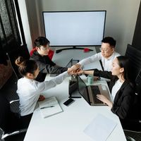 医学AI落地关键：RAG如何让大模型回答更可信