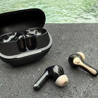 泥炭Air5 Pro+升级不值？参数好看但体验打折，300-500元TWS这样选才不吃亏