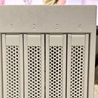 高颜值NEC8改NAS方案，4个3.5寸硬盘位