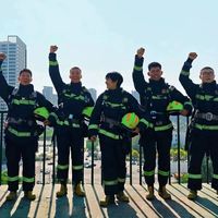 全网最自律的男人，花小龙，在天津消防队"塌房"了