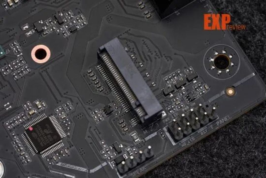 七彩虹 iGame B850M Ultra OC V14主板评测:千元价位超频主板的有力竞争者