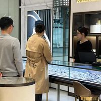 二手奢侈品回收价为何总比预期低？