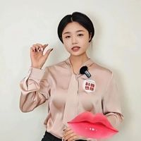 修复唇膏别再只看油不油！选对成分和质地才能真正养好唇