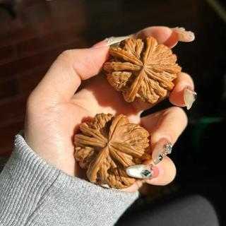 直播间买的“精配”核桃，可能是化学泡过的工业废料