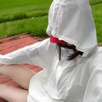 防晒口罩真能替代防晒霜？实测告诉你：漏光才是最大漏洞