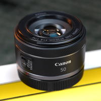 新手别再为大光圈交智商税！50mm F1.8才是你该入手的第一支定焦