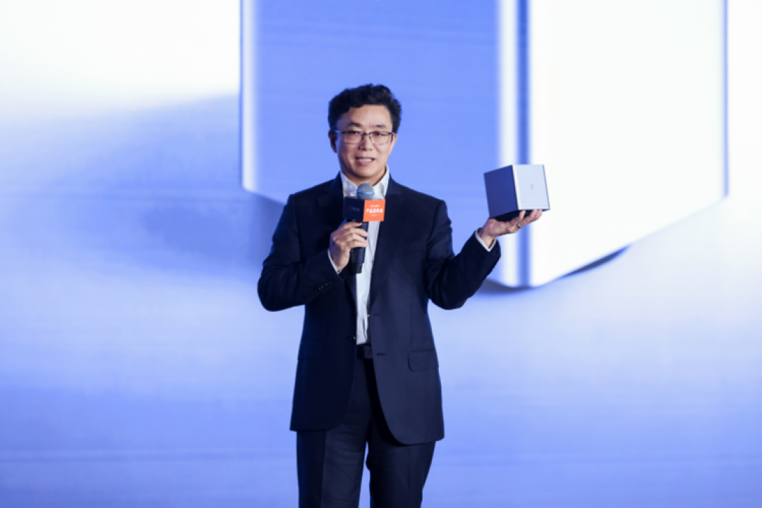 摩尔线程发布 AICUBE:AI Agent 开始进入家庭