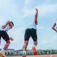 特步360X 3.0真相：不是提速神鞋，而是学生党入门碳板的安全垫