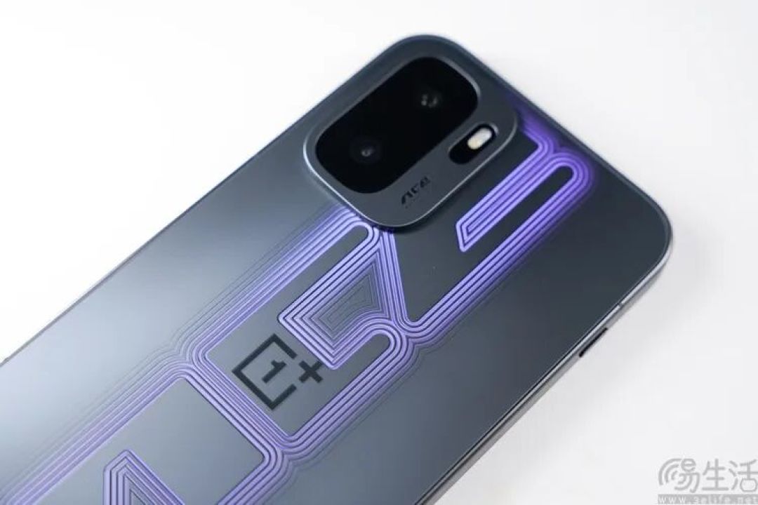 一加Ace6至尊版评测:不太一样的“硬核游戏手机”
