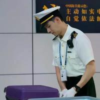 飞美加日必看：没TSA锁的行李箱，海关真会剪！