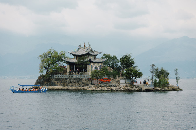 适马无反镜头