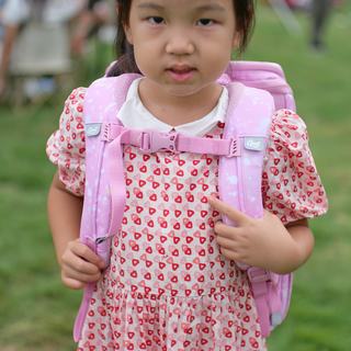 幼升小书包怎么选?轻永远是核心GMT寻梦独角兽护脊书包科学守护