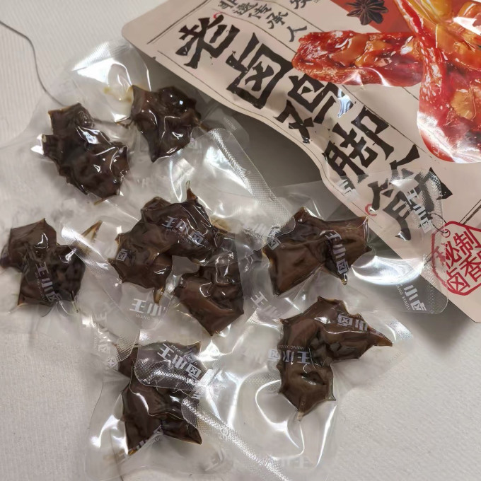 王小卤鸡鸭零食