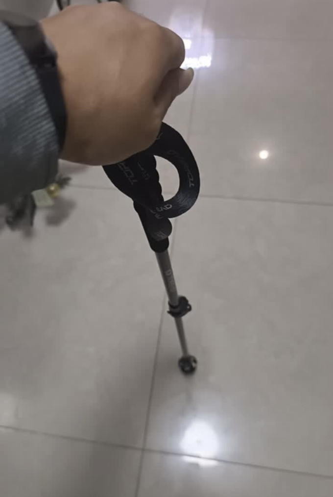 探路者登山装备