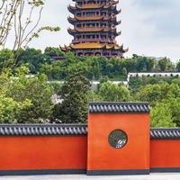 武汉黄鹤楼新网红打卡地：地铁上盖街区如何兼顾景观、交通与商业？