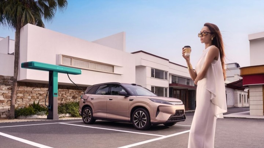 第三代元 PLUS 上市:12 万级纯电 SUV,想成为世界级「六边形战士」