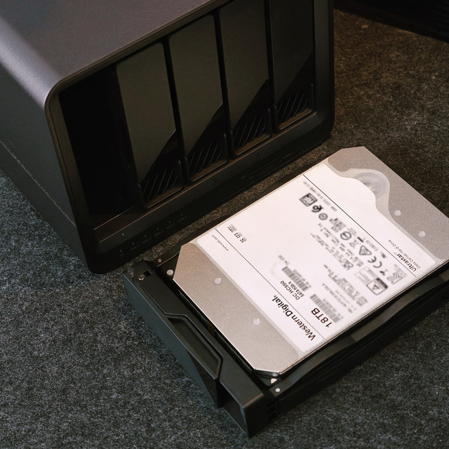 千元级5盘位 NAS ，普通家庭的入门答案？海康 MAGE50X 来交卷啦
