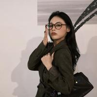 通勤包别再踩坑！轻便≠能装，这3个标准决定你背一天累不累