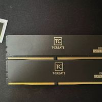 装机党狂喜！十铨引领者 DDR5 矮马甲内存，海力士颗粒太能打✨