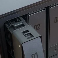 NAS是伪需求？省下三千块，我选“网盘+硬盘”的十年躺平方案