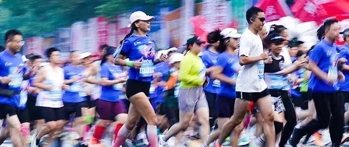 马拉松本周速览：碳板鞋起步价130美元，六盘水赛事报名将截止