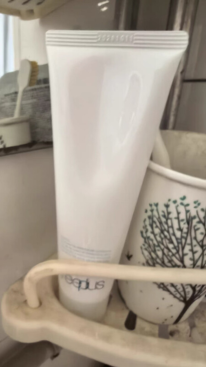 芙丽芳丝洁面产品