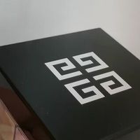 纪梵希四宫格散粉，夏天持妆大考验