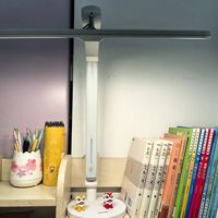 飞利浦护眼台灯频闪蓝光超标？别让品牌光环蒙蔽孩子视力