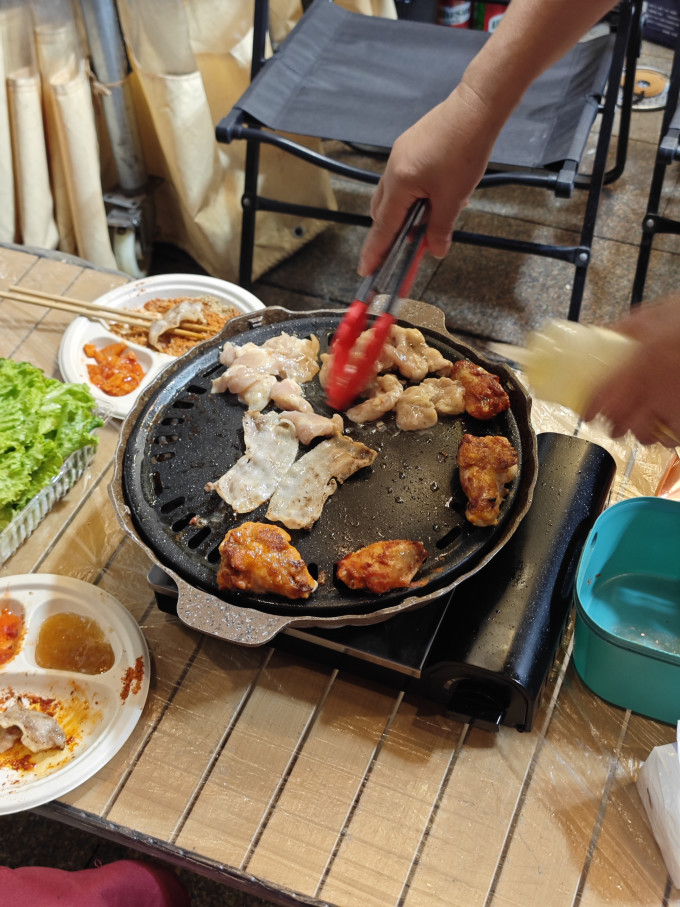 聚会餐饮