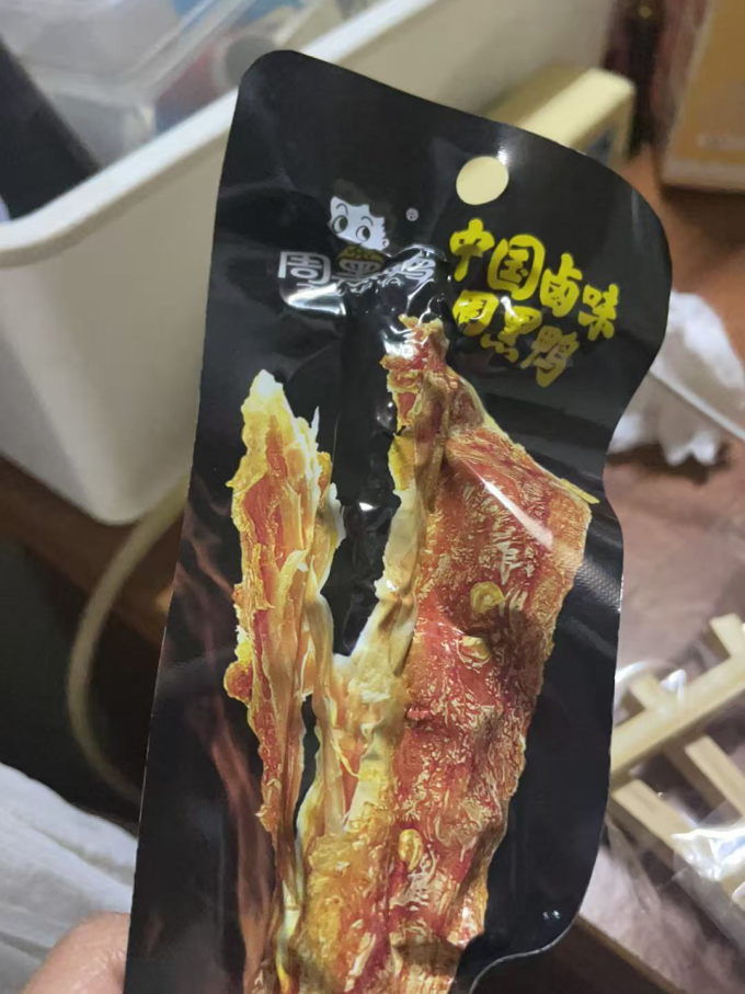 周黑鸭鸡鸭零食