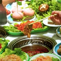 自热火锅：朋友圈里的社交暗号