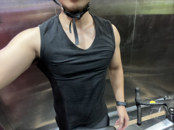 简束男士背心