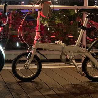 三款自行车灯深度实测：从“将就”到“安心”，夜骑选灯看这几点