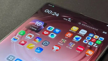 果粉双持实测✨备用机Find N6直接逆袭！iPhone彻底沦为辅助 