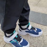 安踏儿童春夏网面跑鞋，娃跑跳一整天都舒服