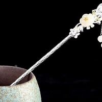金刚藤发簪VS缠花发饰：耐用百搭还是非遗仪式感？一文帮你选对不闲置