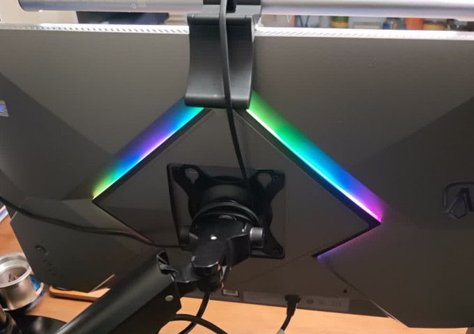 冠捷显示器