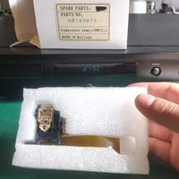 马兰士CD机替换飞利浦光头全过程，看看是如何操作的