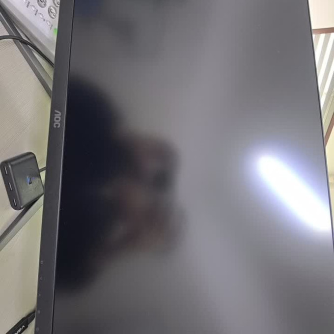 爱攻显示器