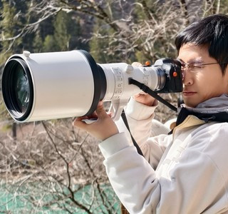 佳能RF 70-200mm vs 索尼GM II：谁才是专业长焦镜头的终极选择？